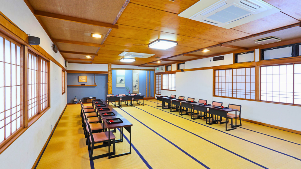 2階, 広間「葉月」, 日本料理古俣